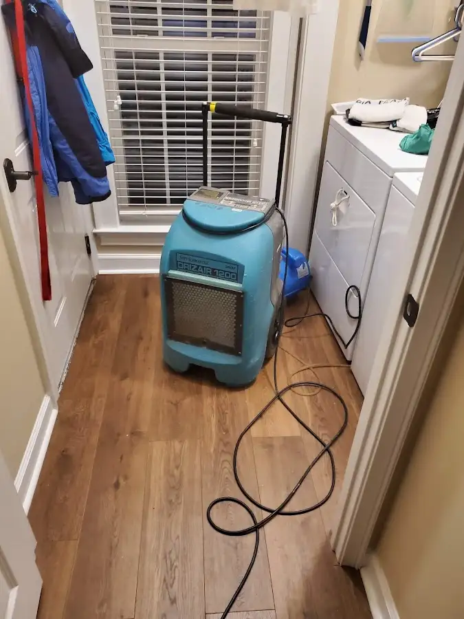 Commercial dehumidifier deployed for Flood Damage Cleanup in Raleigh Hills