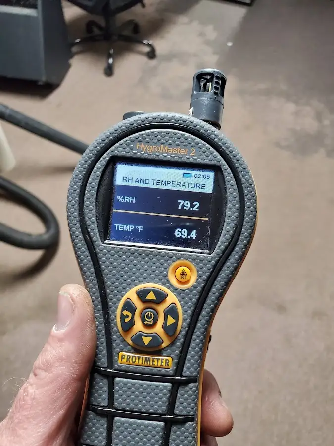 Moisture meter humidity assessment for Mold Remediation & Removal in Raleigh Hills